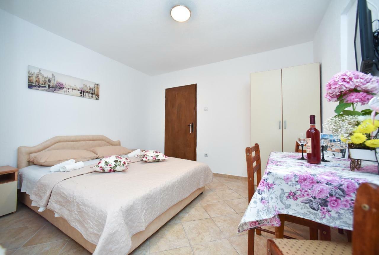 Bonik Apartment *