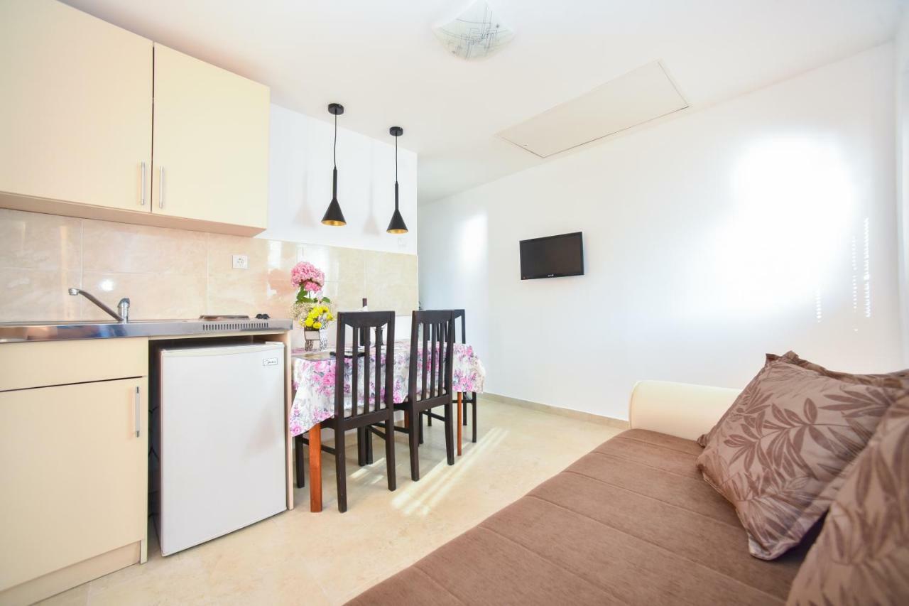 Bonik Apartment *